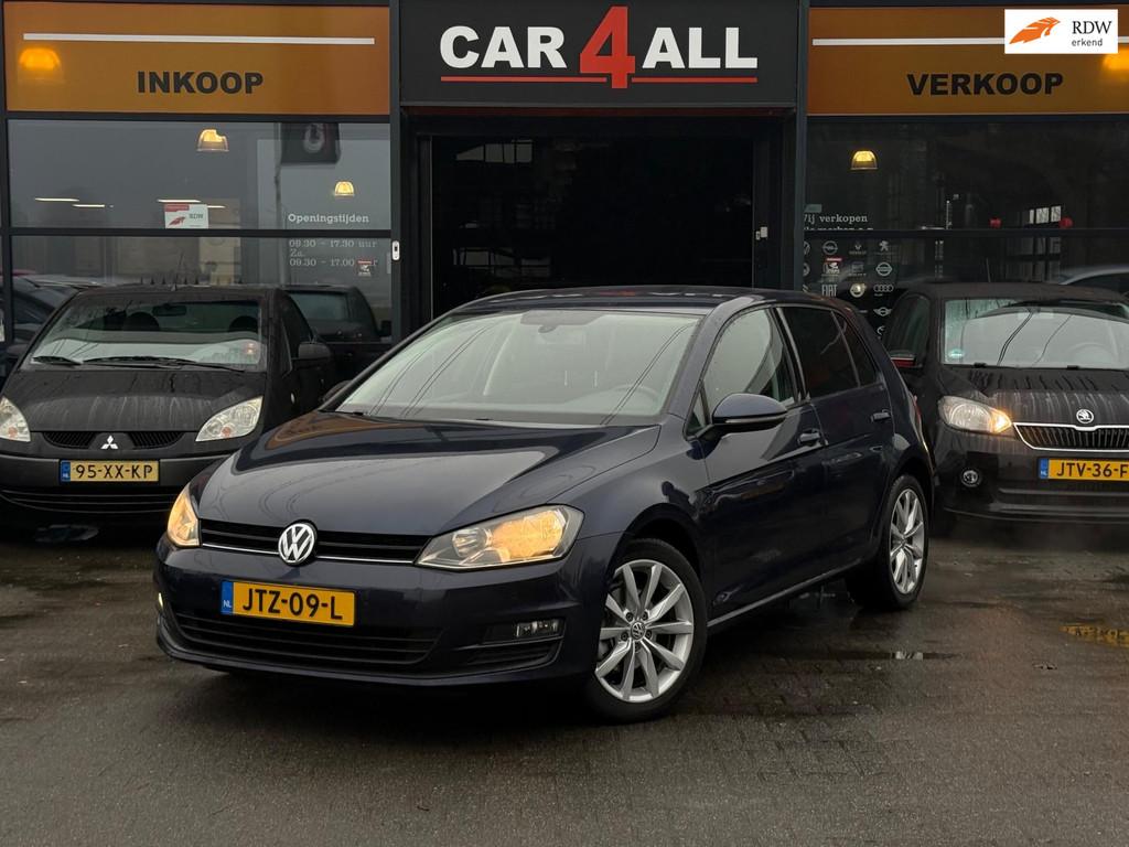 Volkswagen GOLF 1.2 TSI Highline CARPLAY/LMVELGEN/PDC/AIRCO/, Voorwielaandrijving, Euro 5, Gebruikt, Zwart