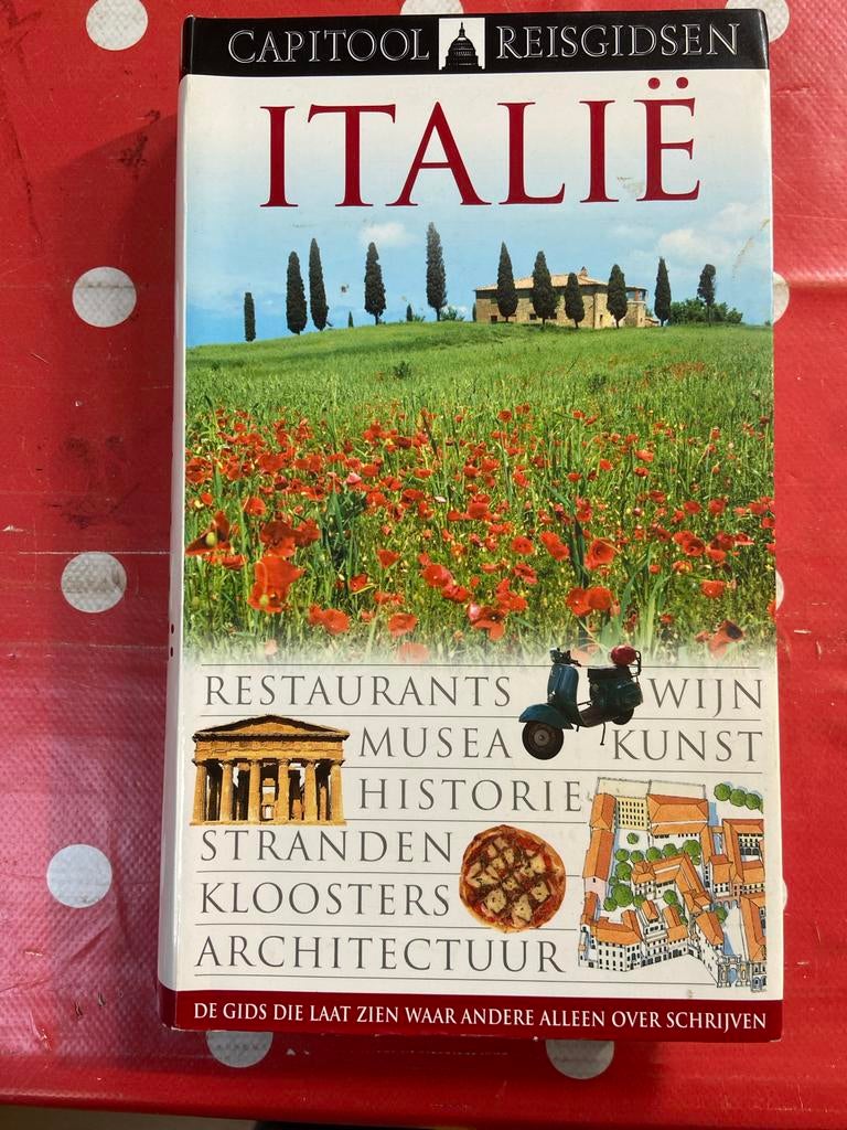 Capitool Reisgids Italië - Ontdek de schoonheid van Italië, Capitool, Europa, Ophalen of Verzenden, Zo goed als nieuw