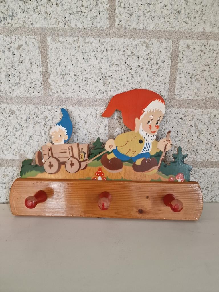 Oud kinder kapstokje - kabouter, Ophalen of Verzenden, Gebruikt