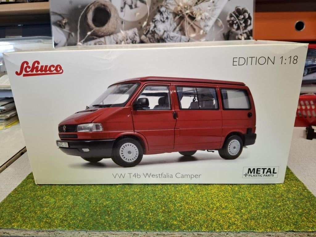 SCHUCO VOLKSWAGEN T4 WIJSNEUS CAMPERBUS 1;18 (ZEER ZELDZAAM), Hobby en Vrije tijd, Modelauto's | 1:18, Verzenden, Nieuw, Overige merken