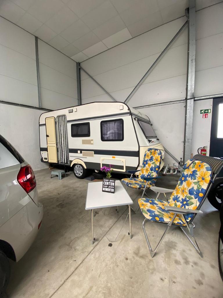 Mooie nette caravan, Caravans en Kamperen, Schokbreker, Hobby, Treinzit, 750 - 1000 kg