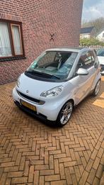 Smart ForTwo 1.0 52KW Cabrio MHD AUT 2008 Wit, Auto's, Smart, Automaat, 18 €/maand, 755 kg, 23 km/l