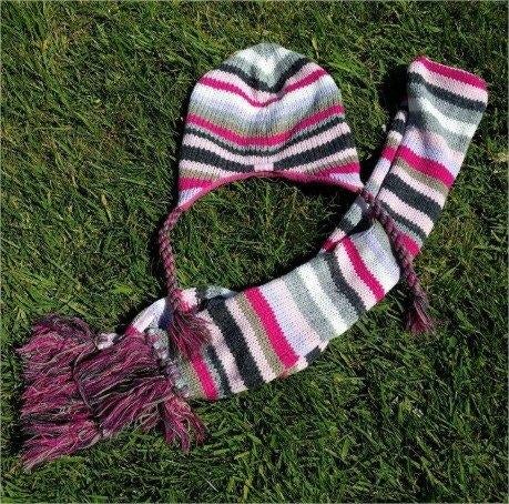 Vrolijke kinder muts en sjaal merk Barts voor meisjes, Kinderen en Baby's, Kinderkleding | Mutsen, Sjaals en Handschoenen, Gebruikt