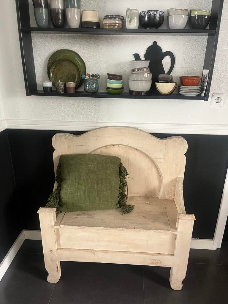 Houten bankje met opbergruimte, Ophalen