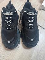 Balenciaga Triple S Sneakers Maat 38 Zwart, Ophalen of Verzenden, Zo goed als nieuw, Zwart, Sneakers of Gympen