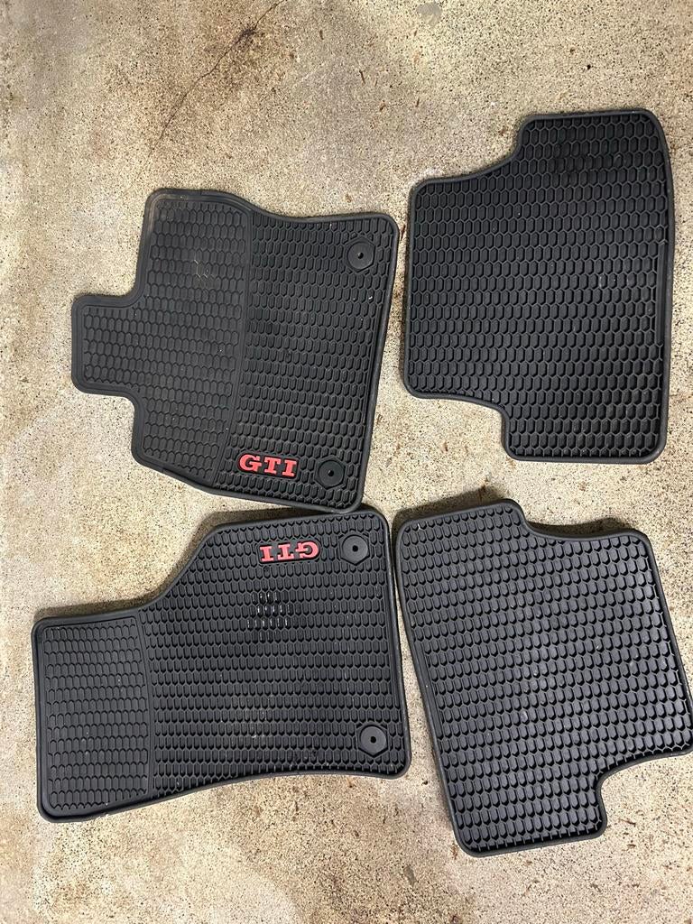 Golf GTI 7 rubber automatten set, Ophalen of Verzenden, Gebruikt