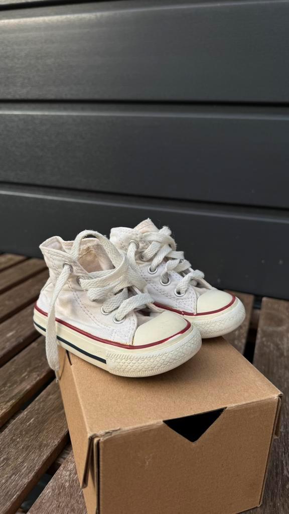 Witte Converse All Stars maat 20, Kinderen en Baby's, Kinderkleding | Schoenen en Sokken, Gebruikt, Schoenen, Jongen of Meisje