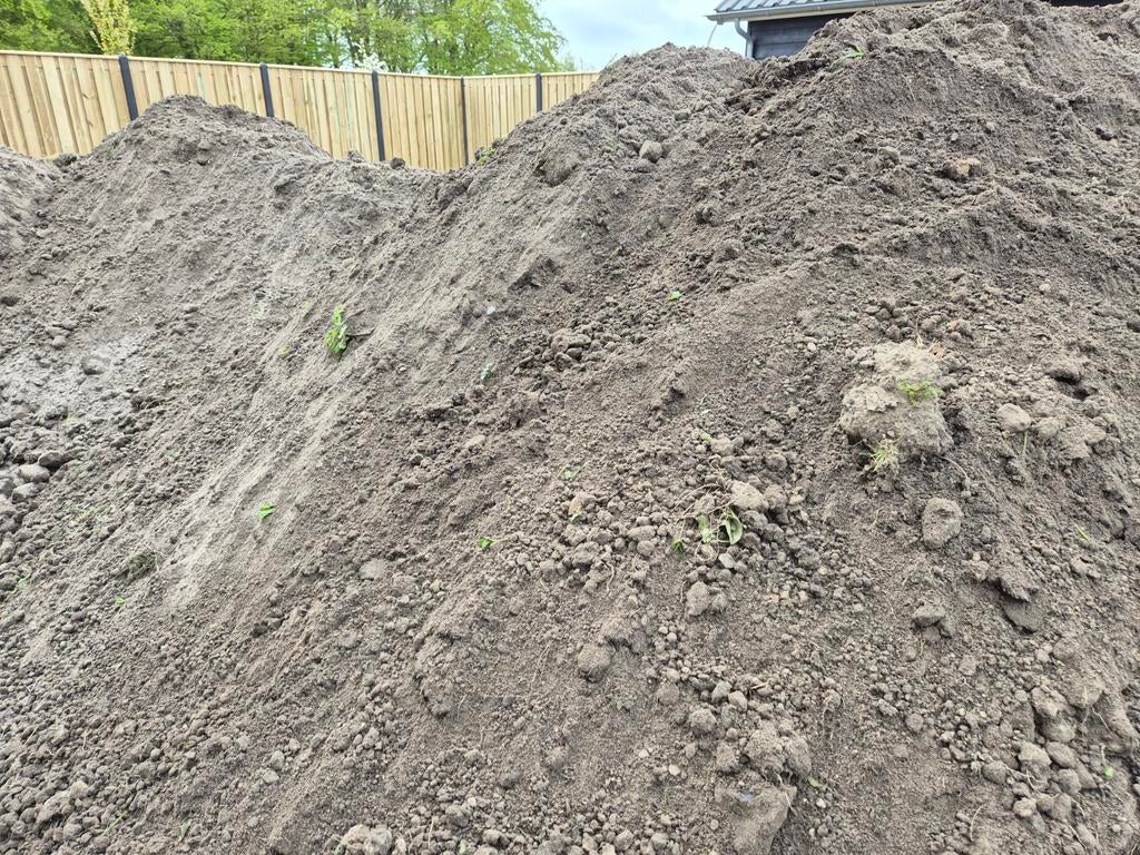 Gratis zwartegrond  zwarte grond opvulgrond, Ophalen