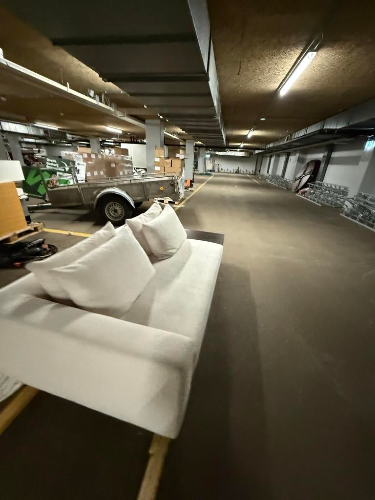 Eichholtz Endless bank, Ophalen, 250 tot 300 cm, Gebruikt, 125 tot 150 cm