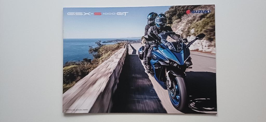 Originele folder Suzuki GSX-S 1000 GT 2022, Motoren, Handleidingen en Instructieboekjes, Ophalen of Verzenden, Suzuki