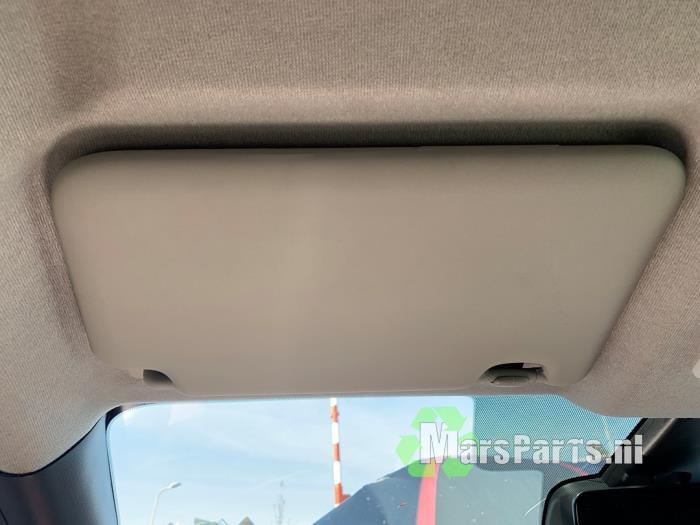 Zonneklep van een Nissan Micra, Gebruikt, -, -, Ophalen of Verzenden