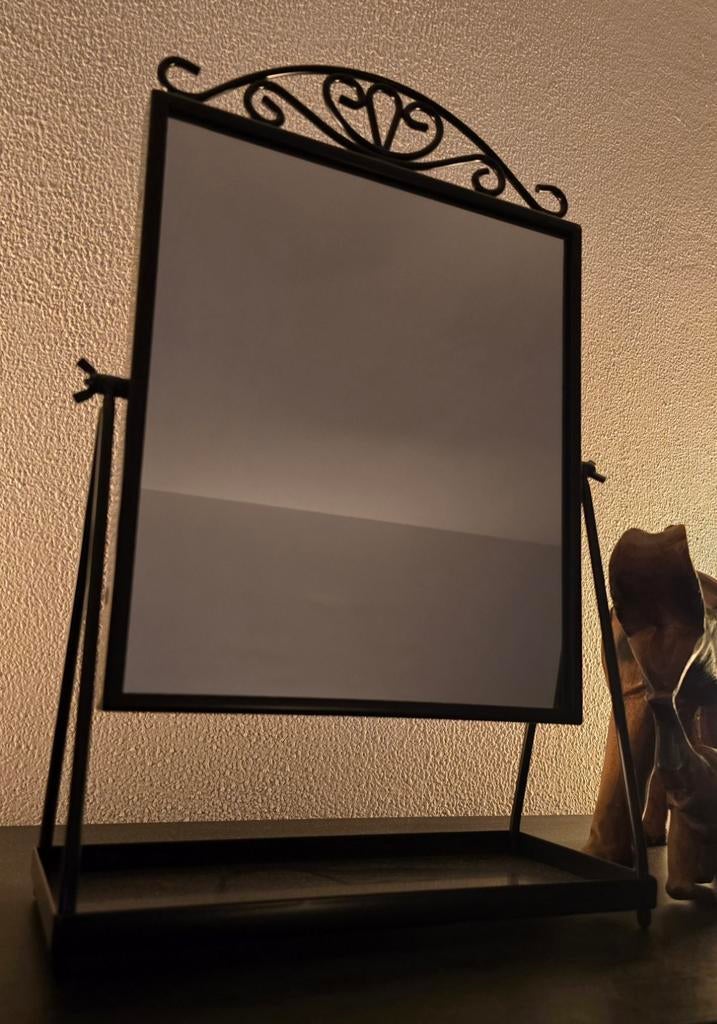 Ikea spiegel met sierlijke lijst, Minder dan 50 cm, Ophalen of Verzenden, Zo goed als nieuw, Minder dan 100 cm