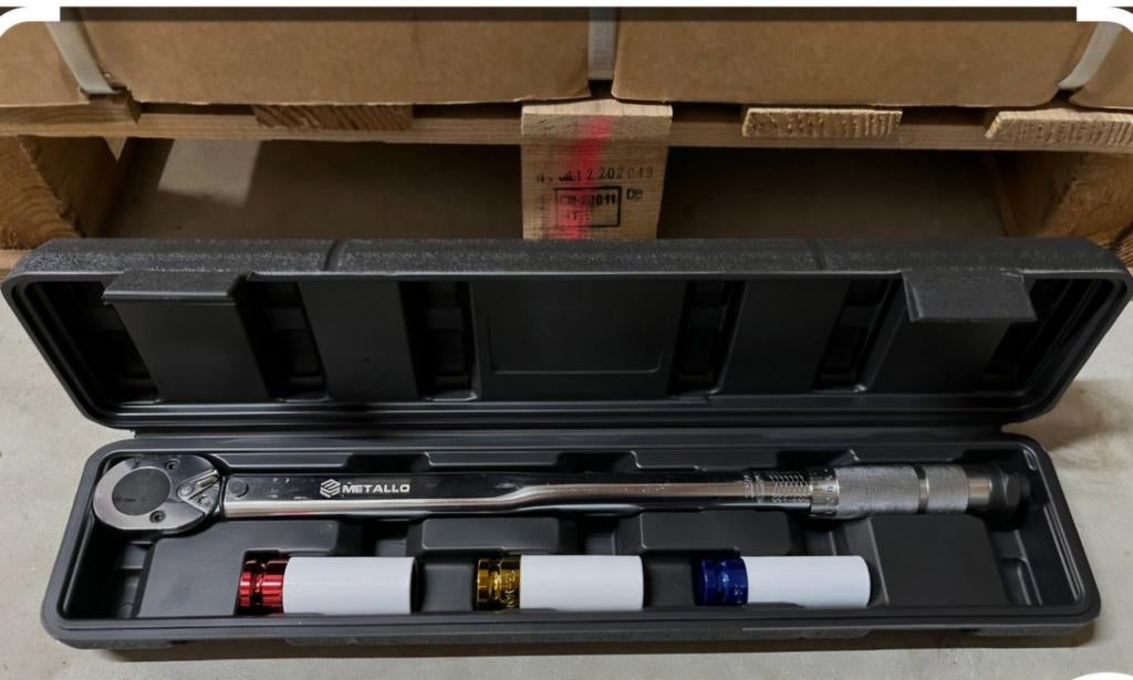 NIEUWE Momentsleutel Metallo 28-210 Nm incl. 3 Krachtdoppen, Ophalen of Verzenden, Nieuw