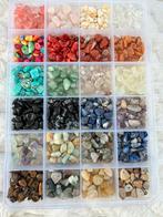 Heel veel edelsteen kralen in opbergdoosje, Hobby en Vrije tijd, Kralen en Sieraden maken, Ophalen of Verzenden, Zo goed als nieuw