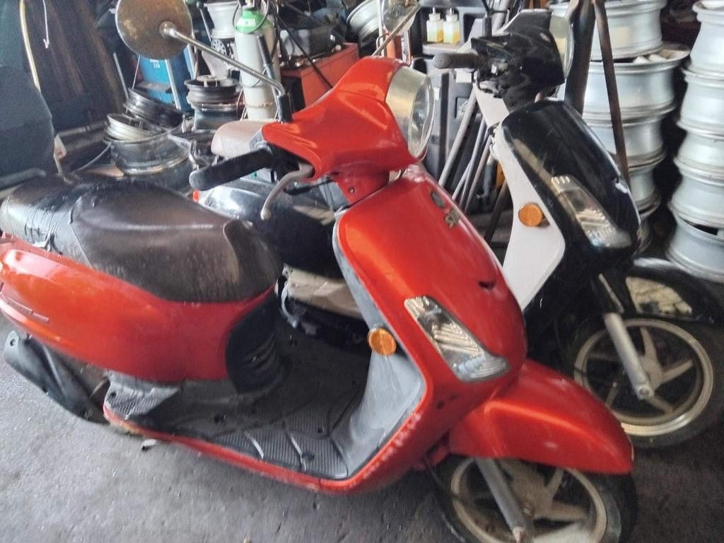 Diverse sym fiddle 2 scooter onderdelen te koop..., Fietsen en Brommers, Brommeronderdelen | Scooters, Ophalen of Verzenden, Gebruikt