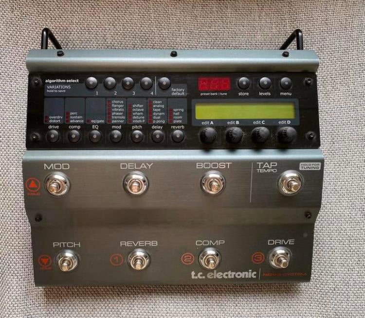 TC-Electronic NOVA SYSTEM - Multi effect pedaal, Muziek en Instrumenten, Effecten, Ophalen of Verzenden, Zo goed als nieuw, Delay of Echo