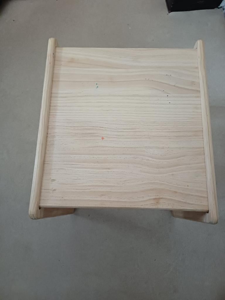 Kindertafel, Kinderen en Baby's, Kinderkamer | Tafels en Stoelen, Ophalen, Zo goed als nieuw, Tafel(s) en Stoel(en)