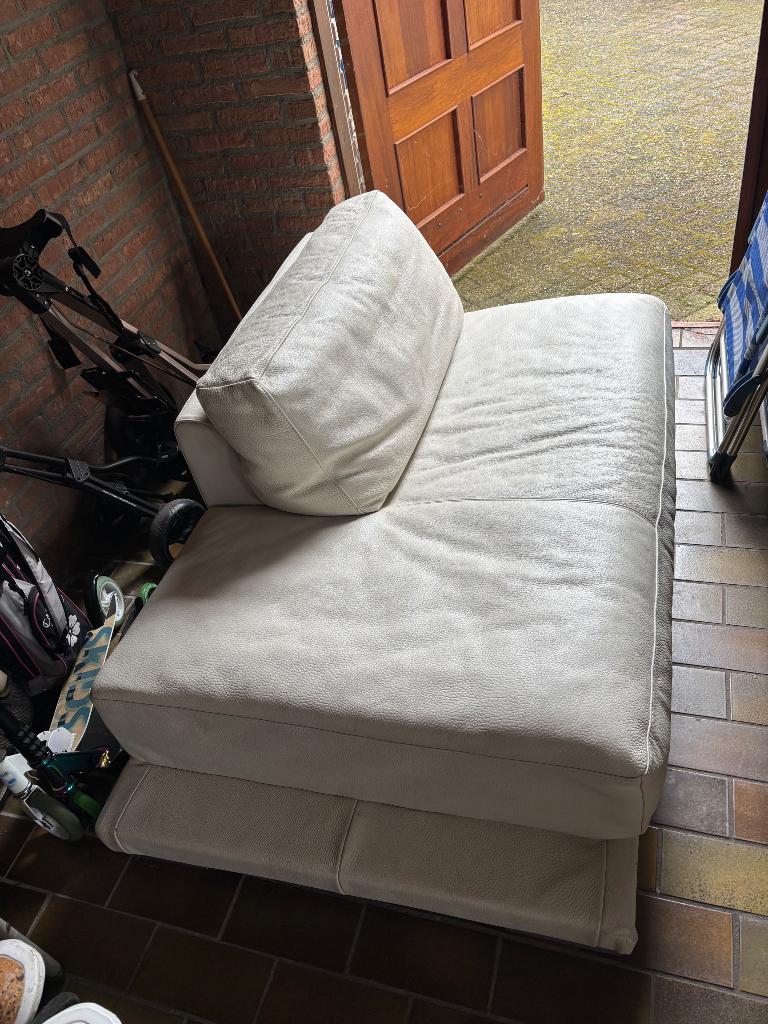 Moet weg!! Witte leren loungebank in goede staat, Huis en Inrichting, Banken | Bankstellen, Ophalen, 100 tot 125 cm, 150 tot 200 cm