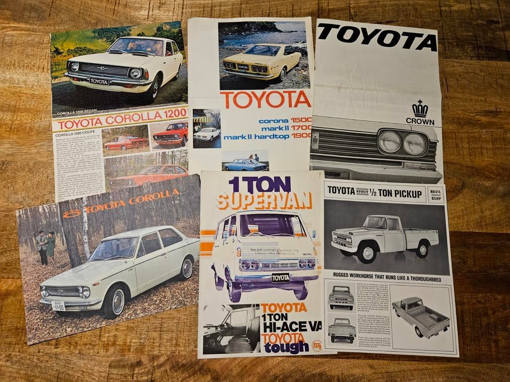 6 Toyota items, Ophalen of Verzenden, Gelezen, Toyota