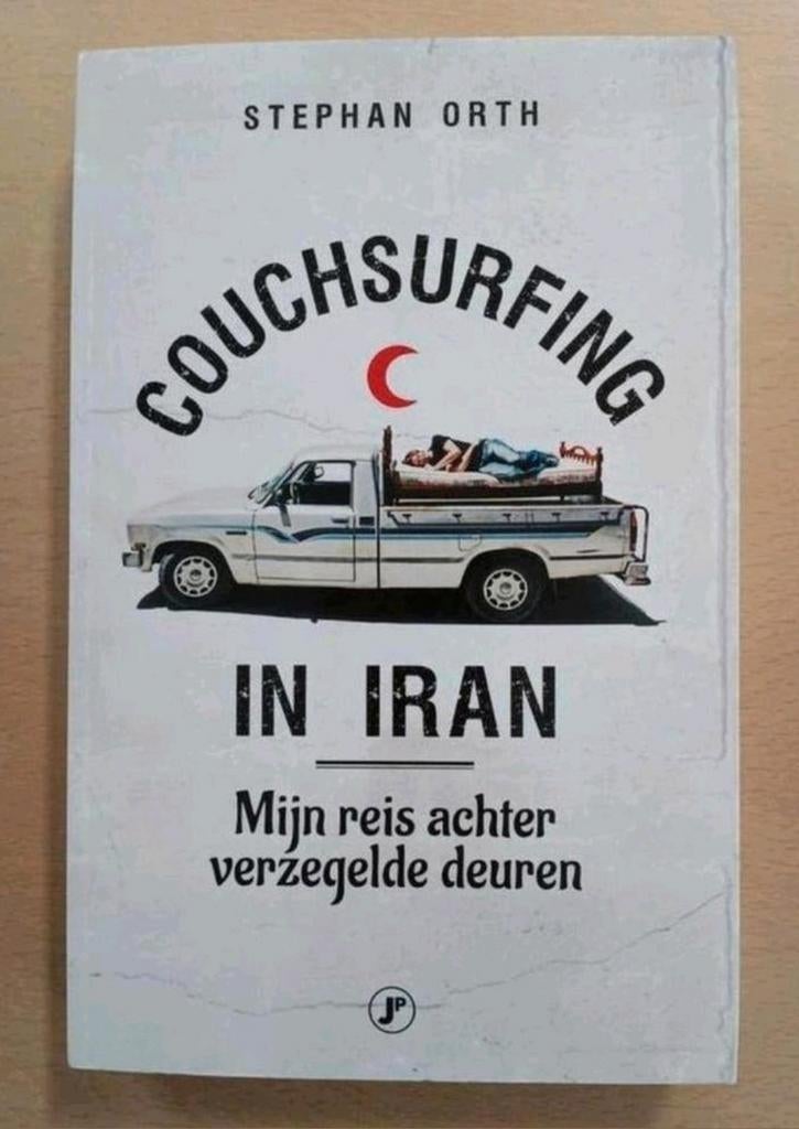 Couchsurfing in Iran - Stephan Orth zgan vaste prijs, Ophalen of Verzenden, Zo goed als nieuw