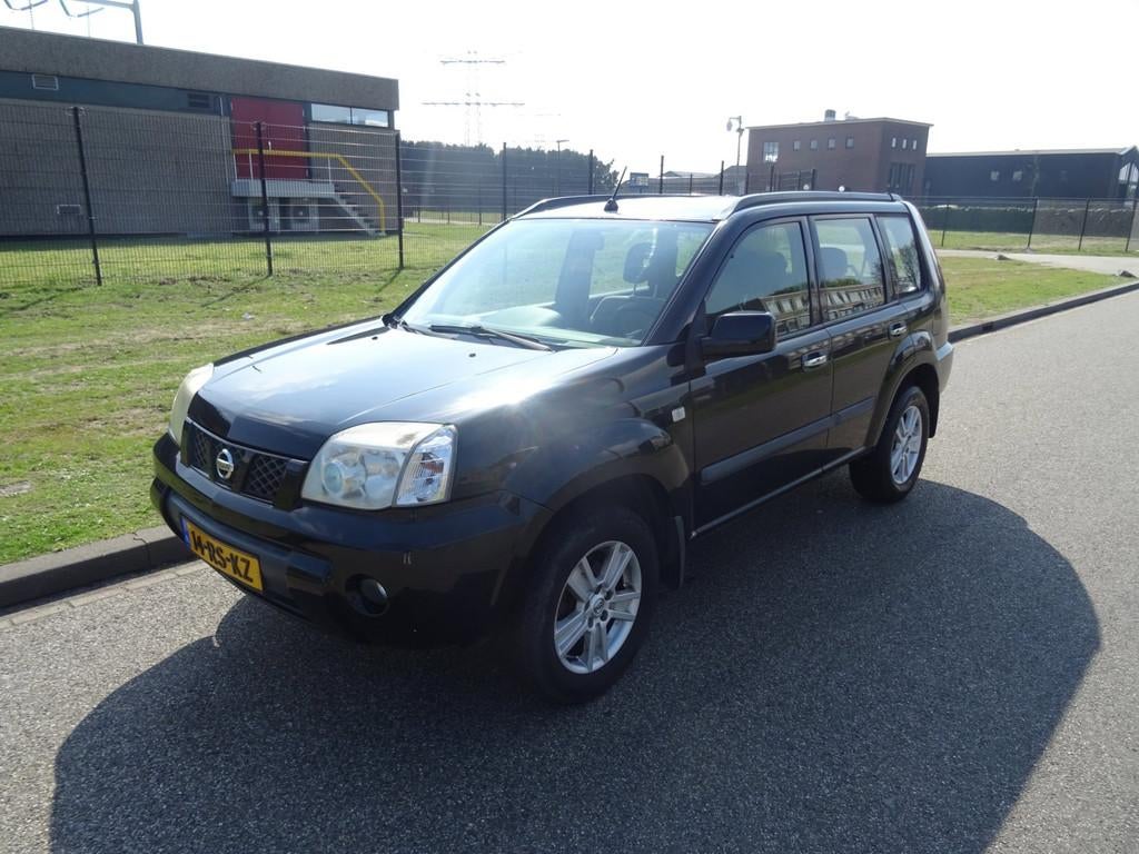 Nissan X-Trail 2.0 Comfort 2wd, Voorwielaandrijving, Gebruikt, 4 cilinders, Zwart