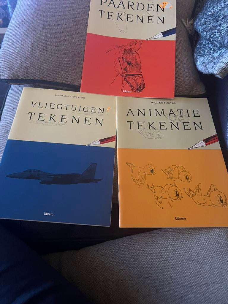 3 cursus boeken leren tekenen, Ophalen of Verzenden, Zo goed als nieuw, Boek of Gids