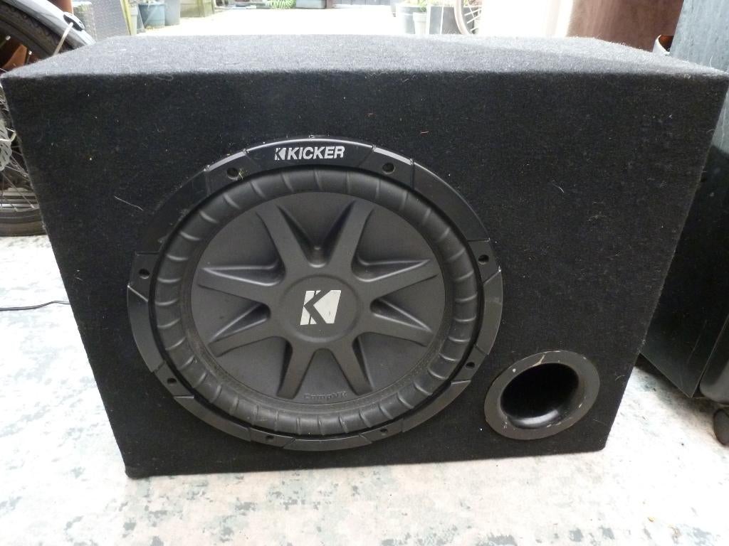 Kicker Subwoofer incl. Kist, Ophalen, Gebruikt