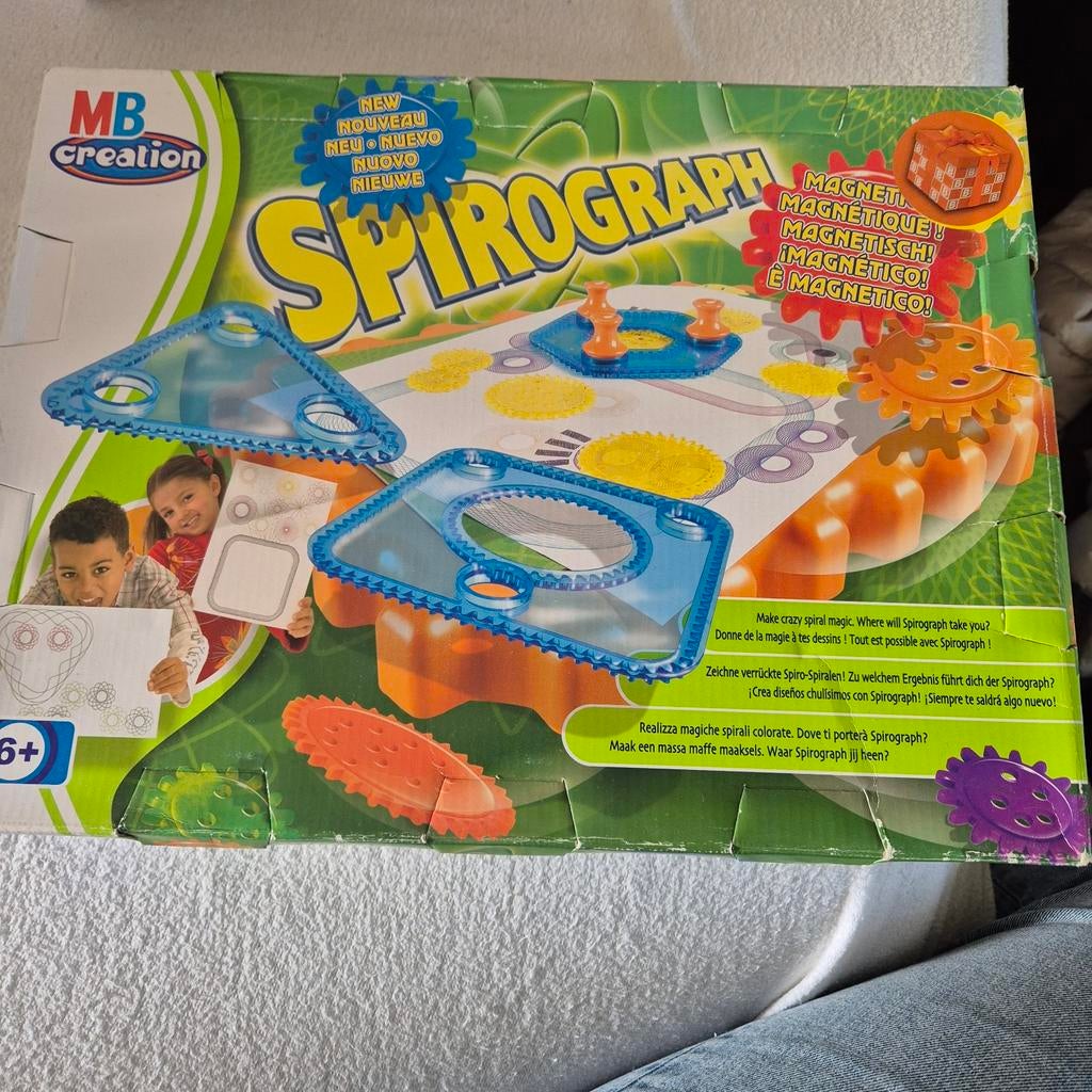 Spirograph van MB Creation, 6 jaar +, Kinderen en Baby's, Speelgoed | Educatief en Creatief, Ophalen of Verzenden, Zo goed als nieuw
