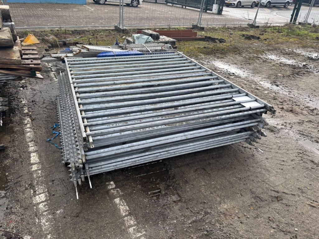 Spijlen hekwerk met palen (35 stuks), Ophalen of Verzenden, Gebruikt, IJzer, Spijlenhekwerk