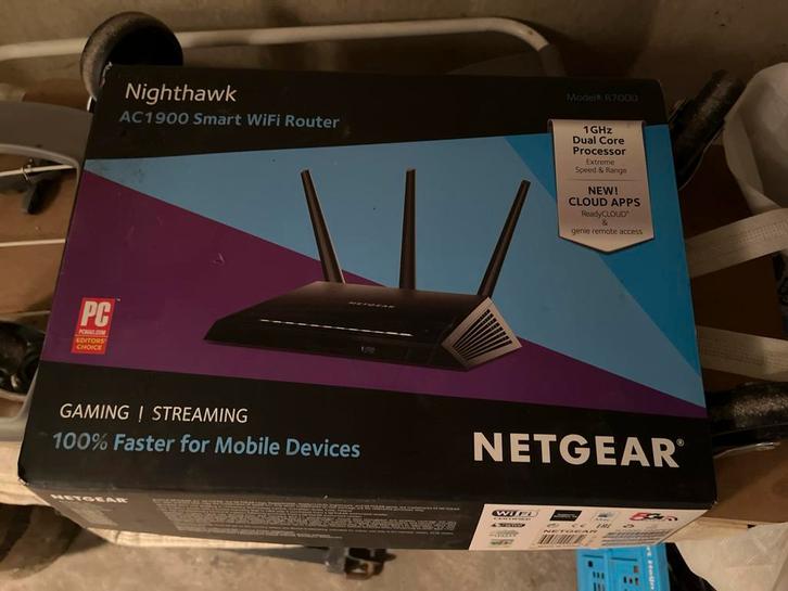 Netgear Nighthawk AC1900 Smart WiFi Router R7000, Computers en Software, Routers en Modems, Zo goed als nieuw, Router, Ophalen of Verzenden