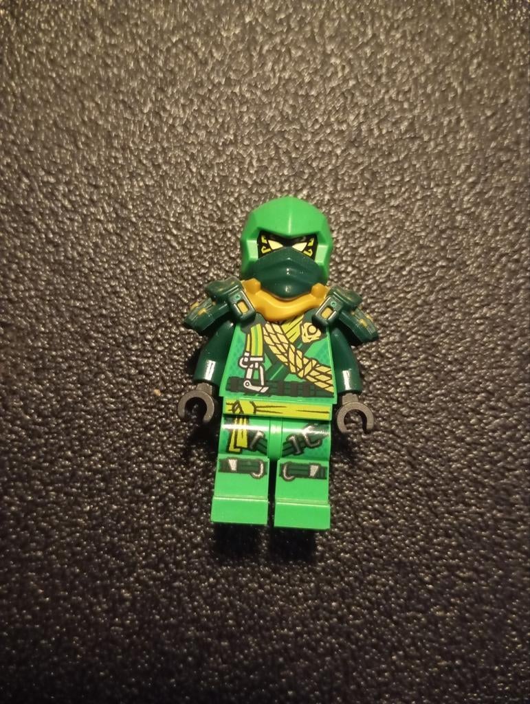 Lego Ninjago Lloyd - Dragons Rising SS2, Ophalen