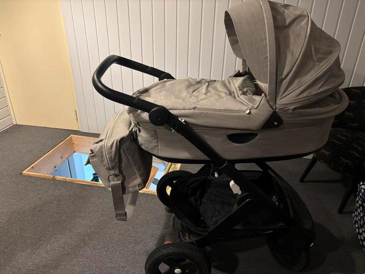 Stokke Trailz kinderwagen met accessoires, gebruikt maar pri, Kinderen en Baby's, Kinderwagens en Combinaties, Gebruikt, Kinderwagen