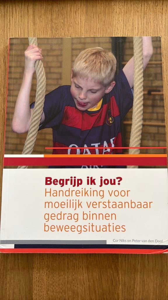 P. van den Dool - Begrijp ik jou?, Sociale wetenschap, Ophalen of Verzenden, Zo goed als nieuw, P. van den Dool; C. Niks