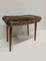 Voetenbankje, Gebruikt, Ophalen of Verzenden, X, Hout