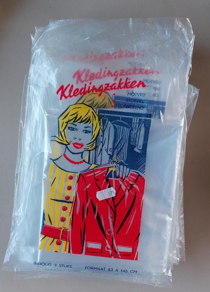 15 pakjes van 3 plastic kledingzakken 63 x 145 cm., Huis en Inrichting, Ophalen, 100 tot 150 cm, Nieuw, 50 tot 100 cm