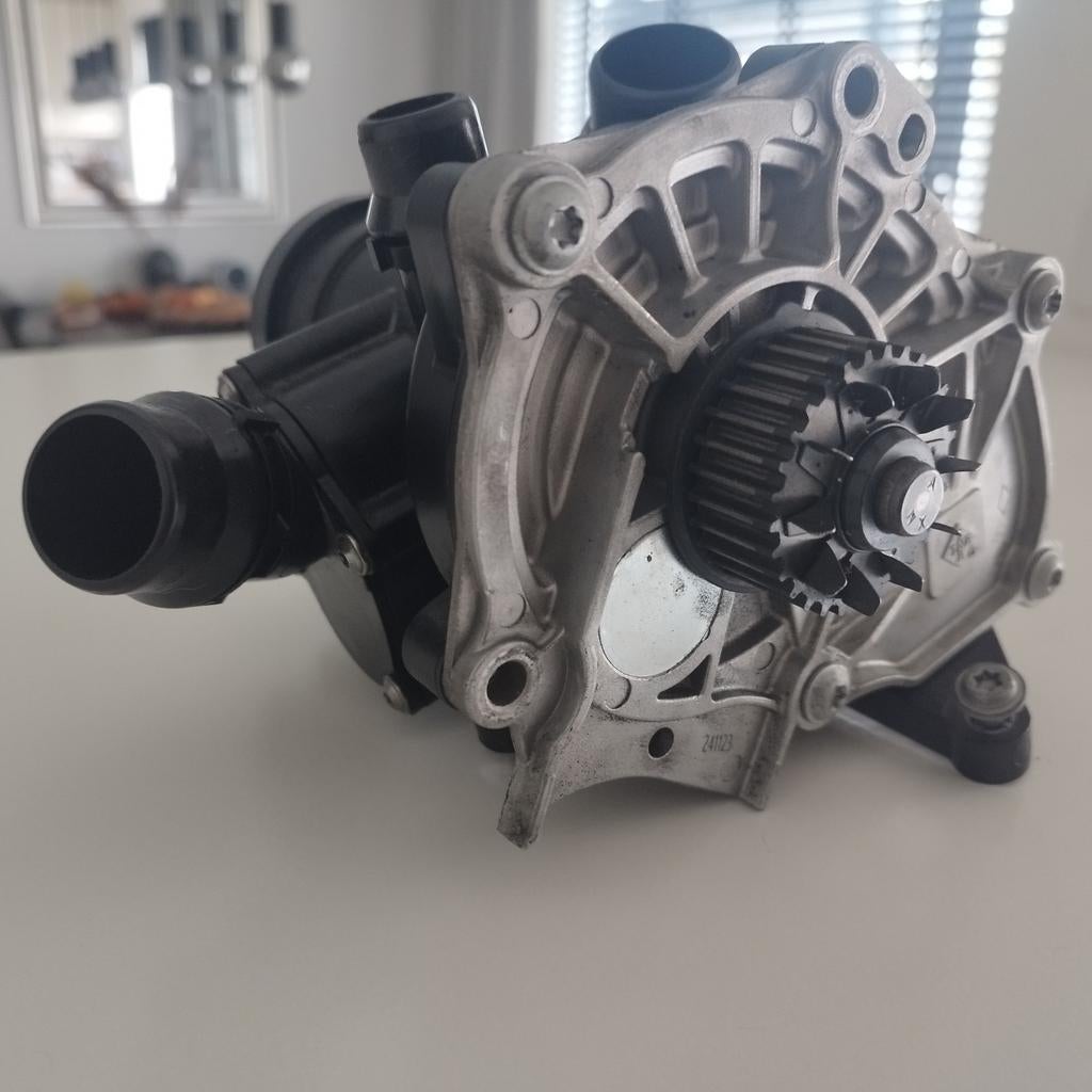 Waterpomp Seat Cupra St 2017 (nieuw), Auto-onderdelen, Ophalen of Verzenden, Nieuw, Seat