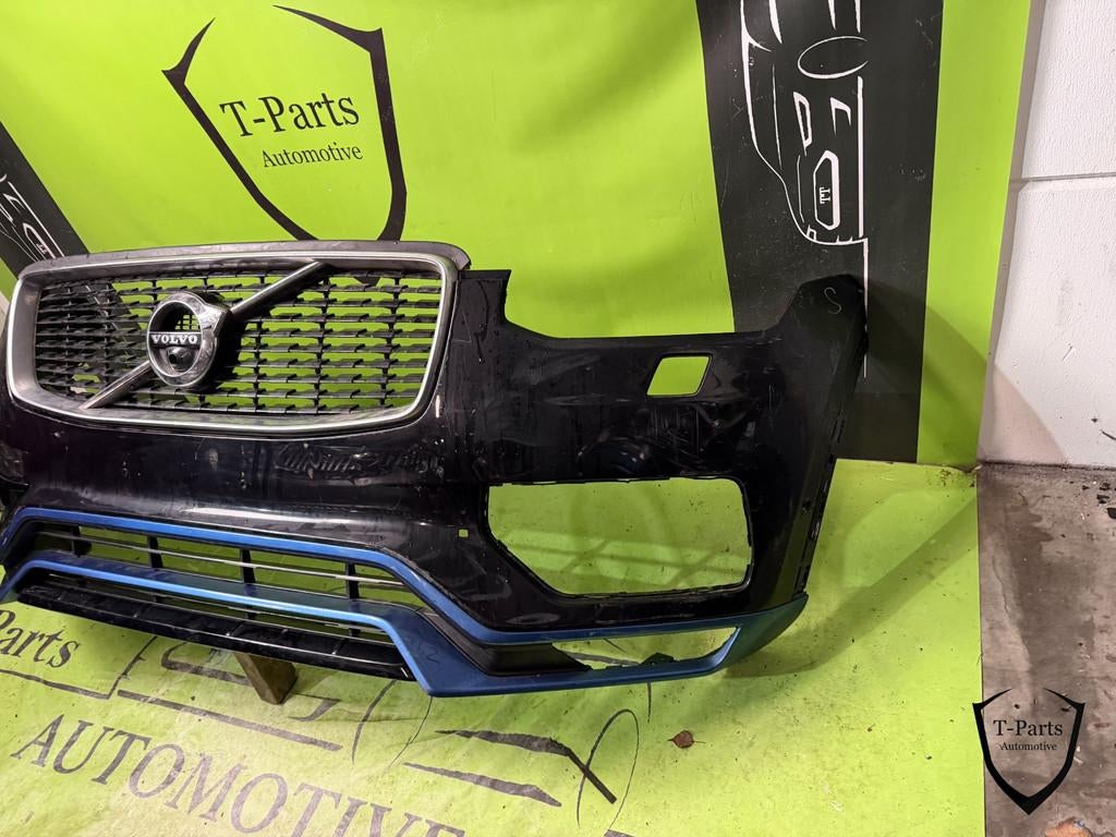 volvo XC90 voorbumper bumper R design, Gebruikt, Gunnar Engellaus vag 8
405 31  Gothenburg, SE, Info@volvocars.com, Ophalen of Verzenden