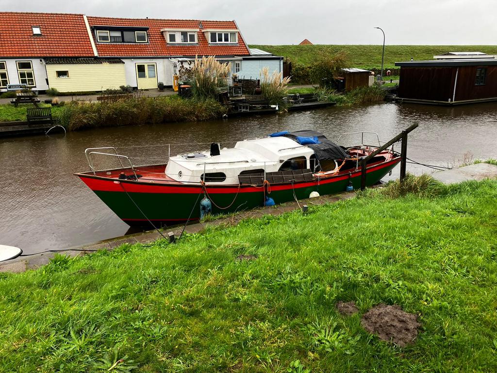 zeilboot / kajuitboot - Fridego 860 11pk diesel, Ophalen, 10 tot 30 pk, Gebruikt, Staal