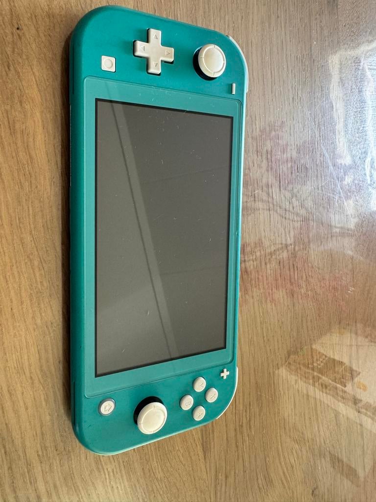 Nintendo Switch Lite Turquoise - Zo goed als nieuw, Spelcomputers en Games, Spelcomputers | Nintendo Switch, Zo goed als nieuw