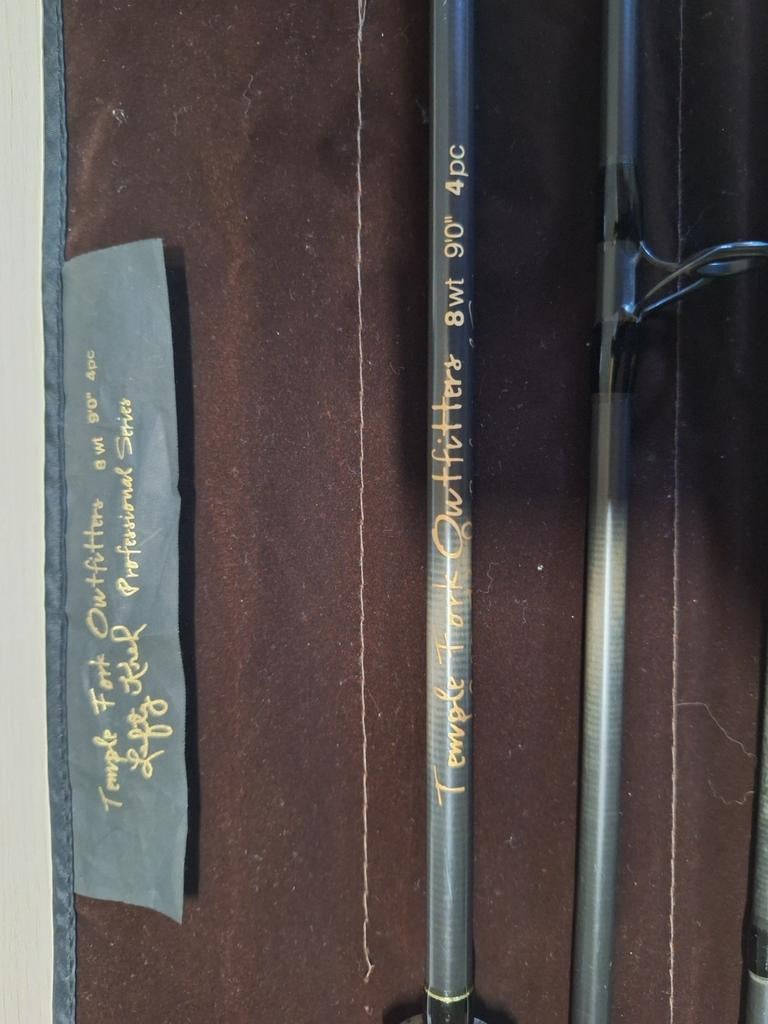 Vliegvishengel en rail met lijn en streamers in etui, Ophalen, Zo goed als nieuw, Overige typen