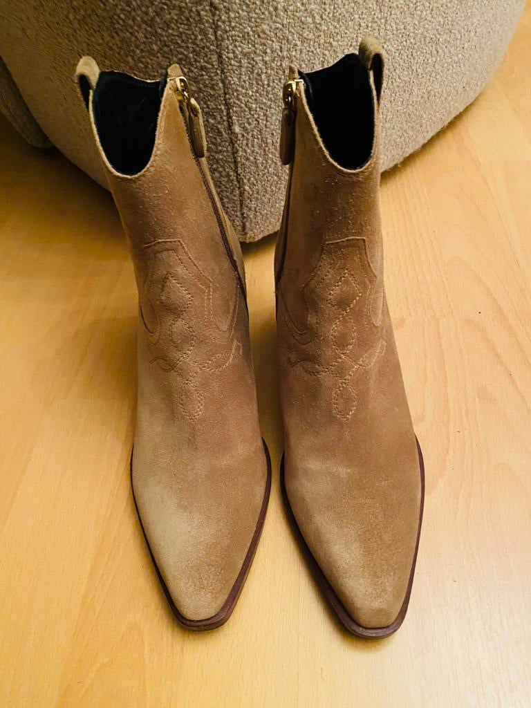 Notre v (omoda) enkellaarzen splinternieuw, Kleding | Dames, Schoenen, Beige, Lage of Enkellaarzen, Nieuw, Ophalen of Verzenden