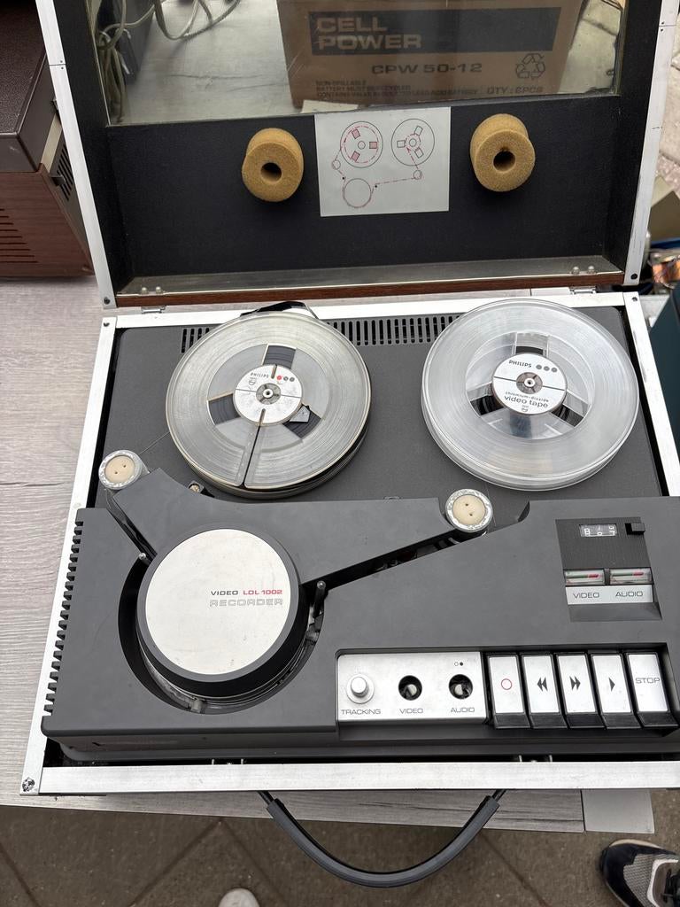 Philips Video LDL 1002 Recorder met banden en stofkap, Ophalen of Verzenden, Zo goed als nieuw