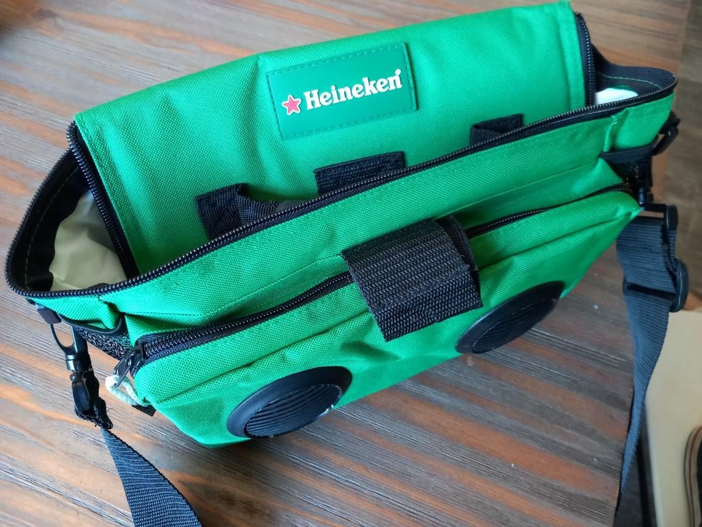 Heineken koeltas met ingebouwde speakers, Ophalen of Verzenden, Zo goed als nieuw