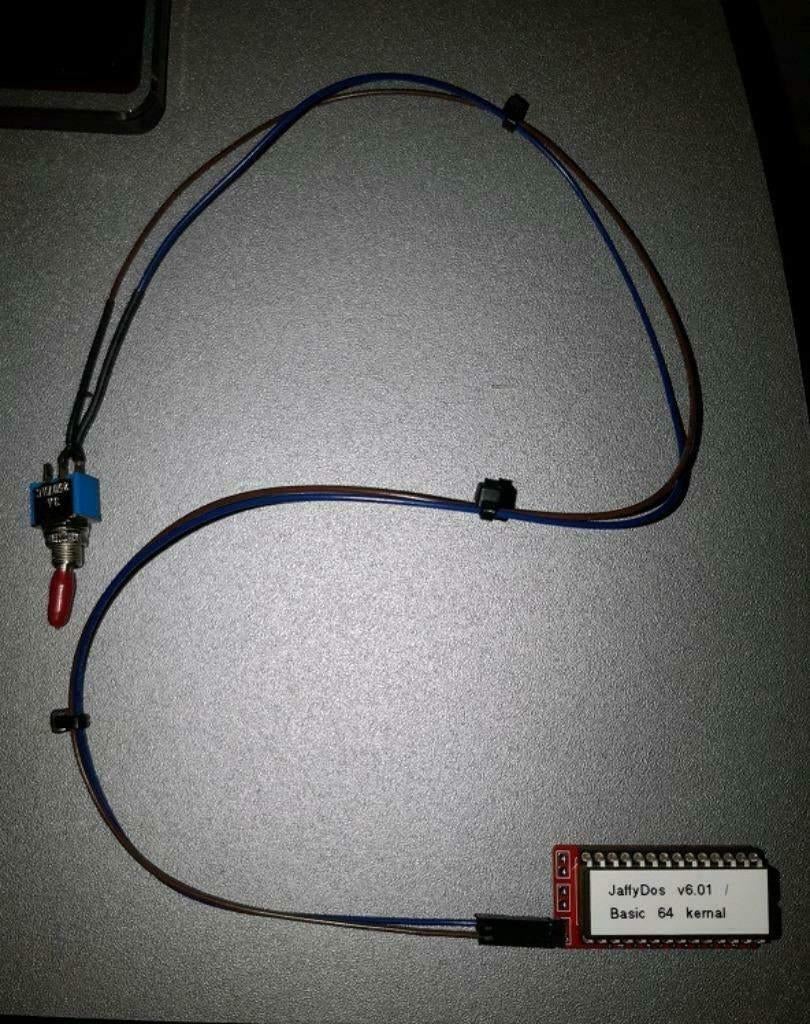 C64 JaffyDos/C64 Basis Kernal Switch, Computers en Software, Vintage Computers, Verzenden