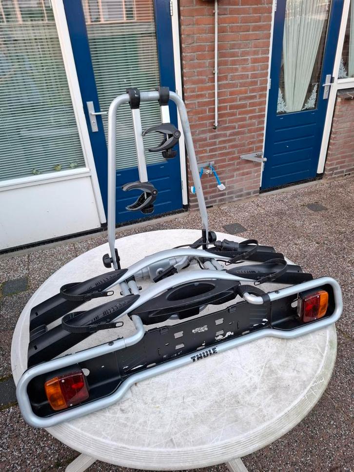 Thule Euroway 945 voor 2 fietsen, Auto diversen, Fietsendragers, Zo goed als nieuw, Trekhaakdrager, 2 fietsen, Brede banden, Ophalen