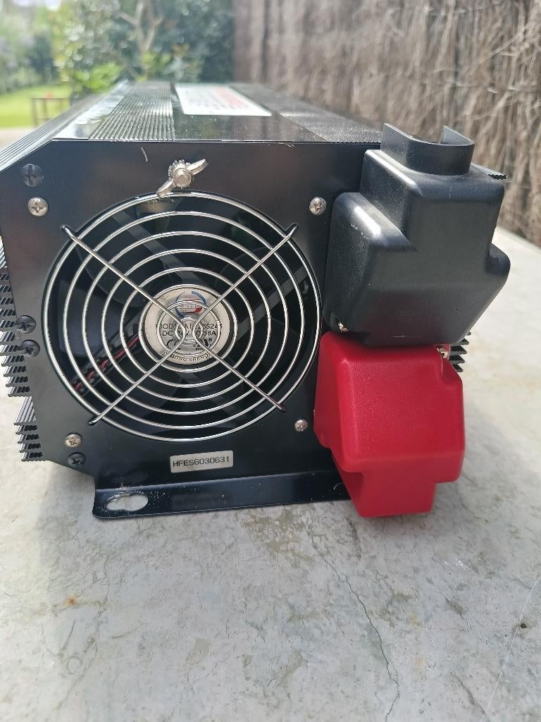 Omvormer voor vrachtwagens, Ophalen of Verzenden, Gebruikt, Overige merken