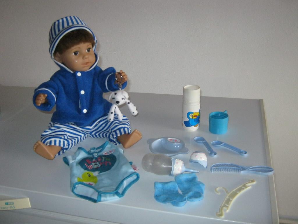 baby born grote broer met acc, Kinderen en Baby's, Speelgoed | Poppen, Ophalen of Verzenden, Zo goed als nieuw, Babypop
