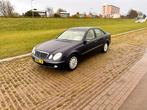 Mercedes-Benz E-Klasse 2.6 E240 Sedan AUT 2003 Blauw, Auto's, Mercedes-Benz, Automaat, Achterwielaandrijving, Overige kleuren