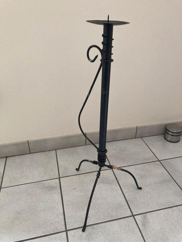 Staande kandelaar, smeedijzer, Huis en Inrichting, Woonaccessoires | Kandelaars en Kaarsen, Gebruikt, Kandelaar, 50 tot 75 cm