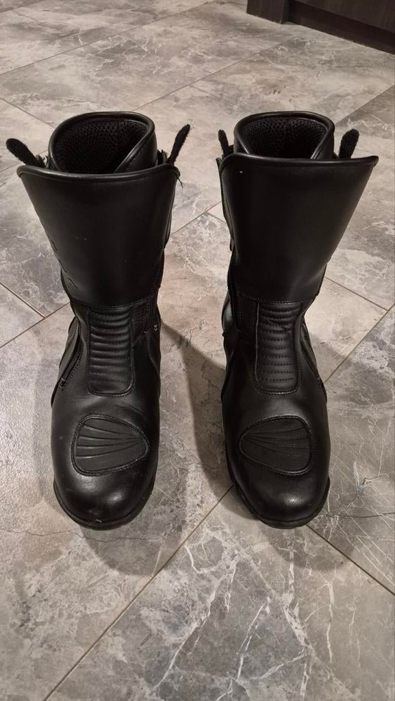 Buse motorlaarzen B40 zo goed als nieuw maat 45, Motoren, Kleding | Motorkleding, Buse, Heren, Ophalen of Verzenden, Laarzen